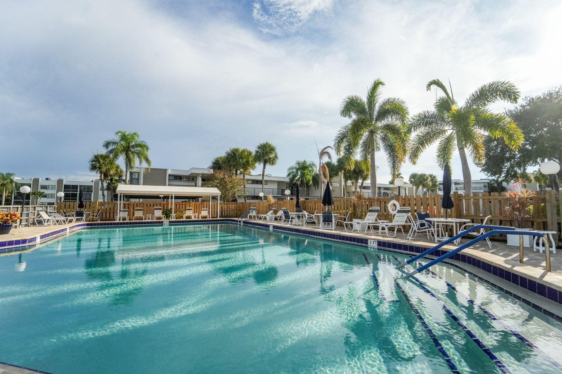 1950 SW Palm City Road, Unit 6-207, Stuart, FL 34994 Photo