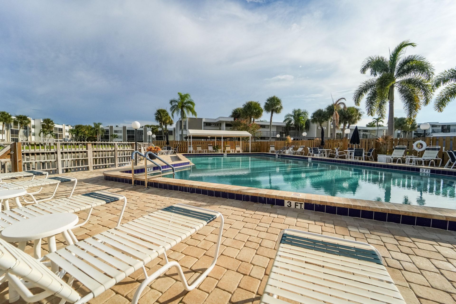 1950 SW Palm City Road, Unit 6-207, Stuart, FL 34994 Photo