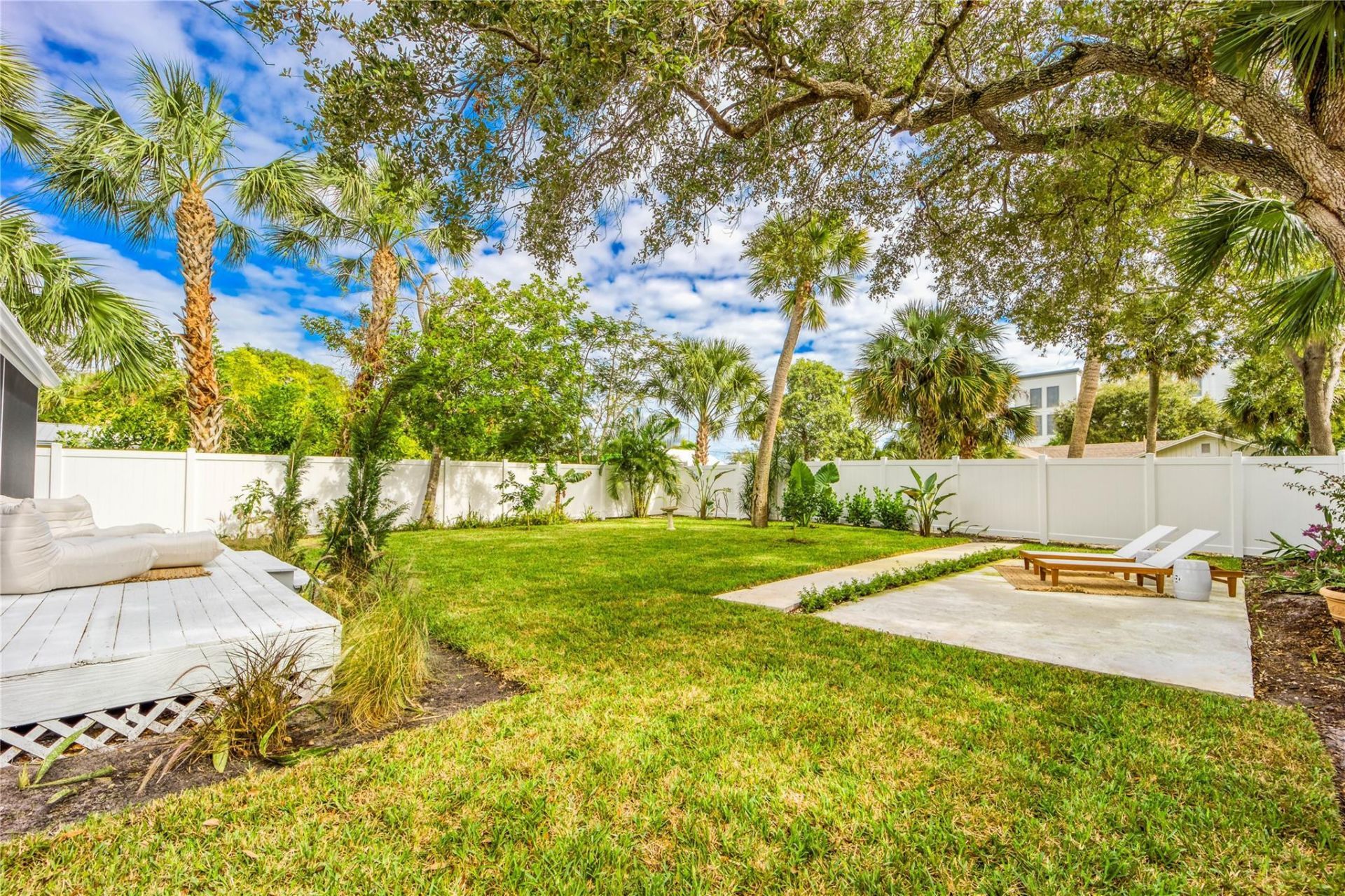 645 SW Cleveland Avenue, Stuart, FL 34994 Photo