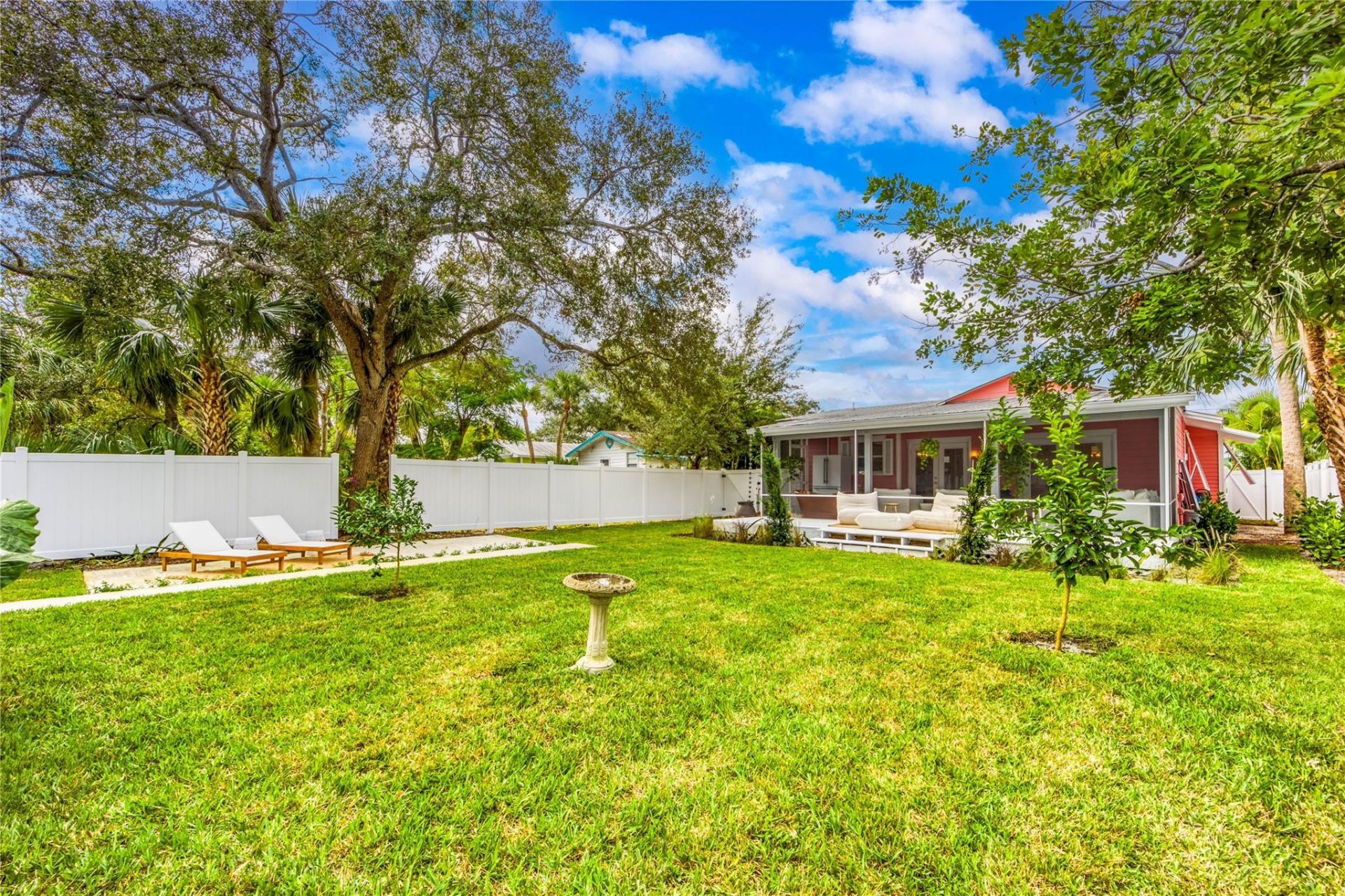 645 SW Cleveland Avenue, Stuart, FL 34994 Photo