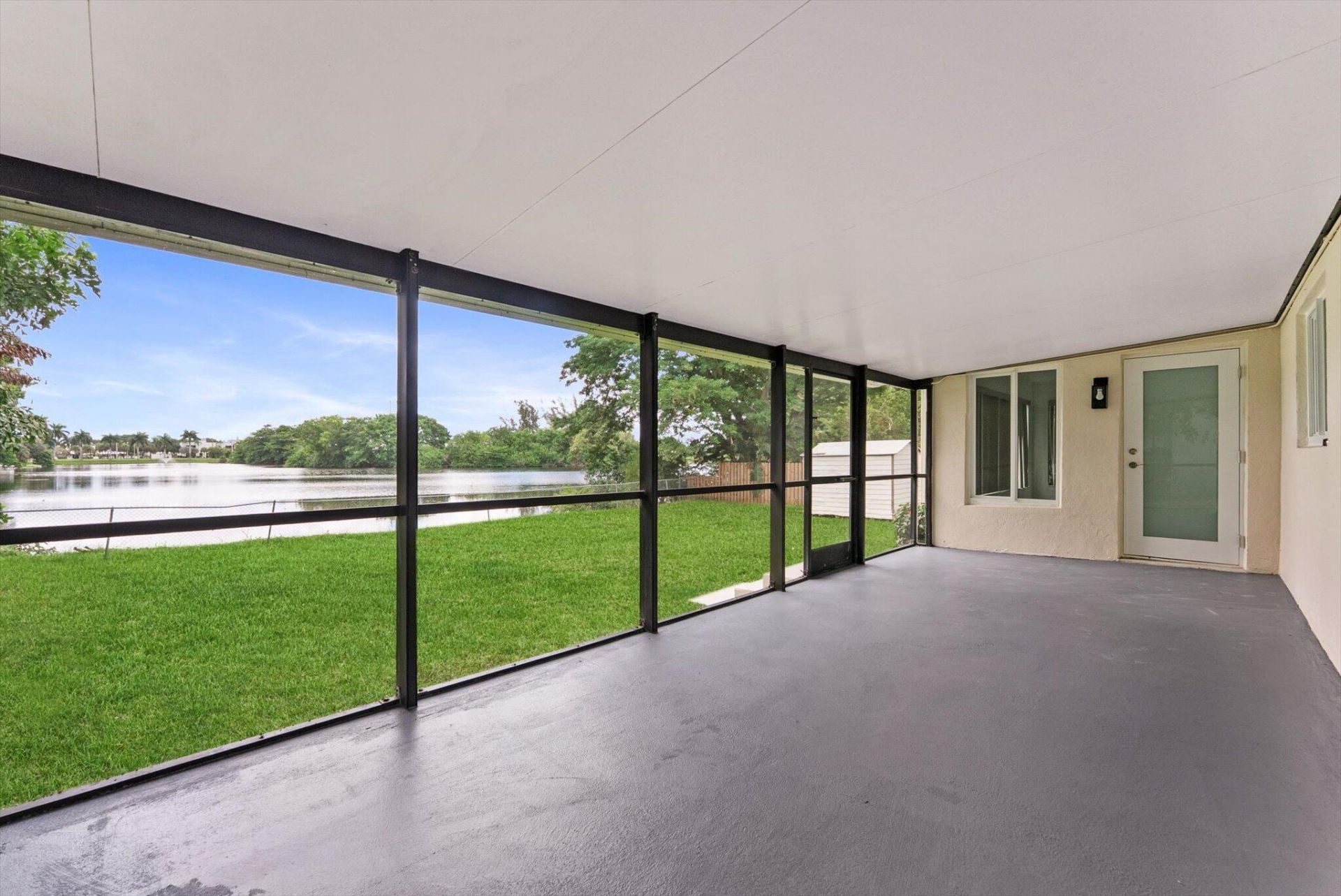 256 Greenbrier Drive, Palm Springs, FL 33461 Photo