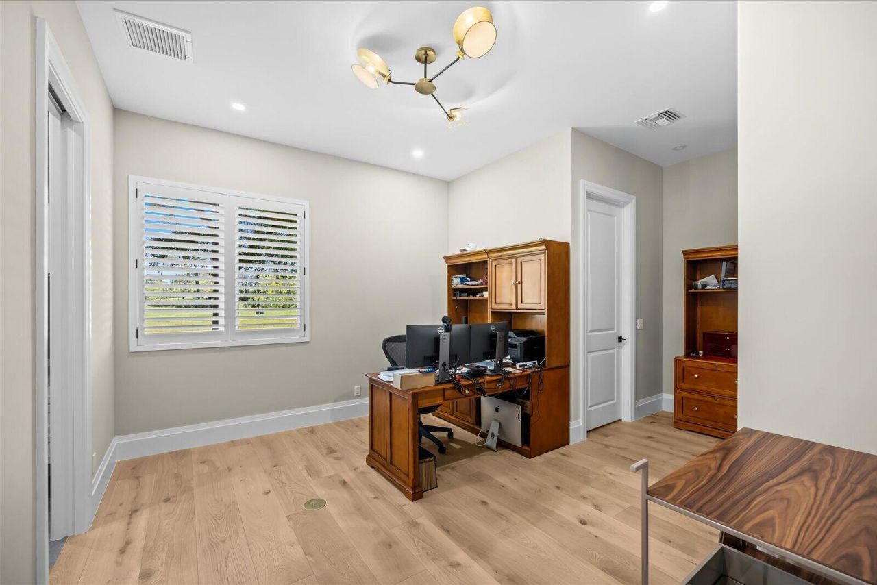 117 SE San Priverno, Port Saint Lucie, FL 34984 Photo