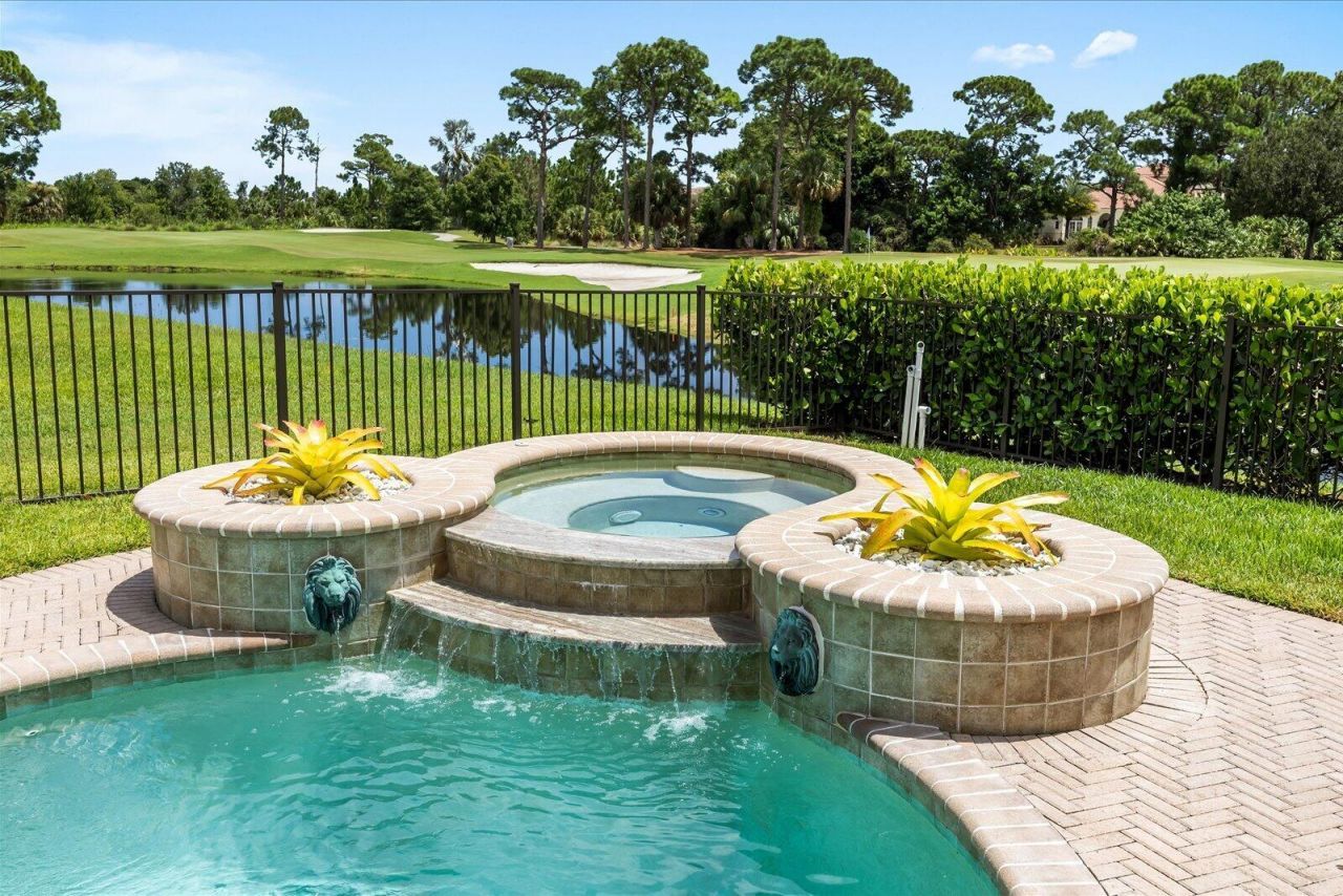 117 SE San Priverno, Port Saint Lucie, FL 34984 Photo