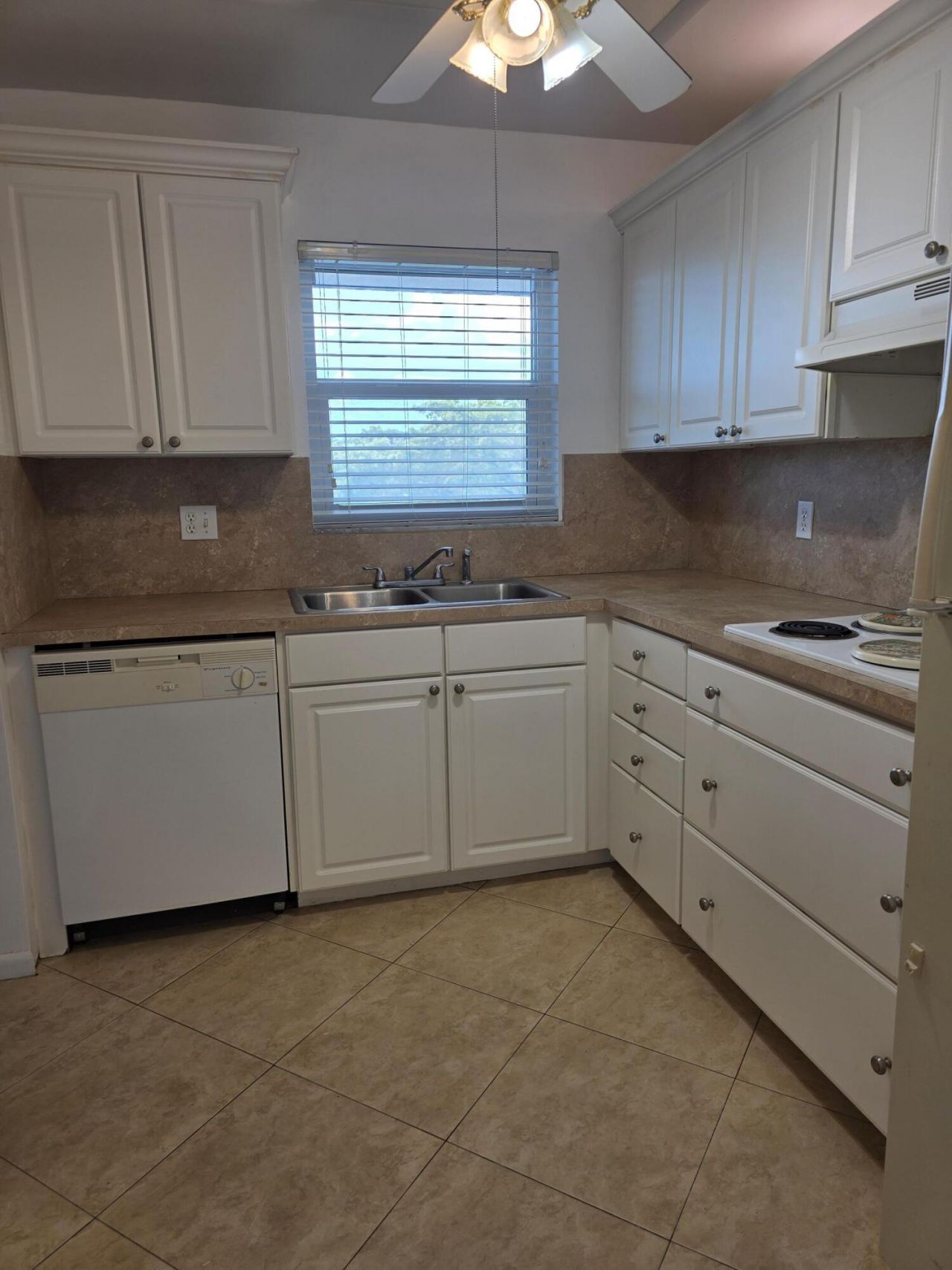 6600 Royal Palm Boulevard, Unit 304B, Margate, FL 33063 Photo