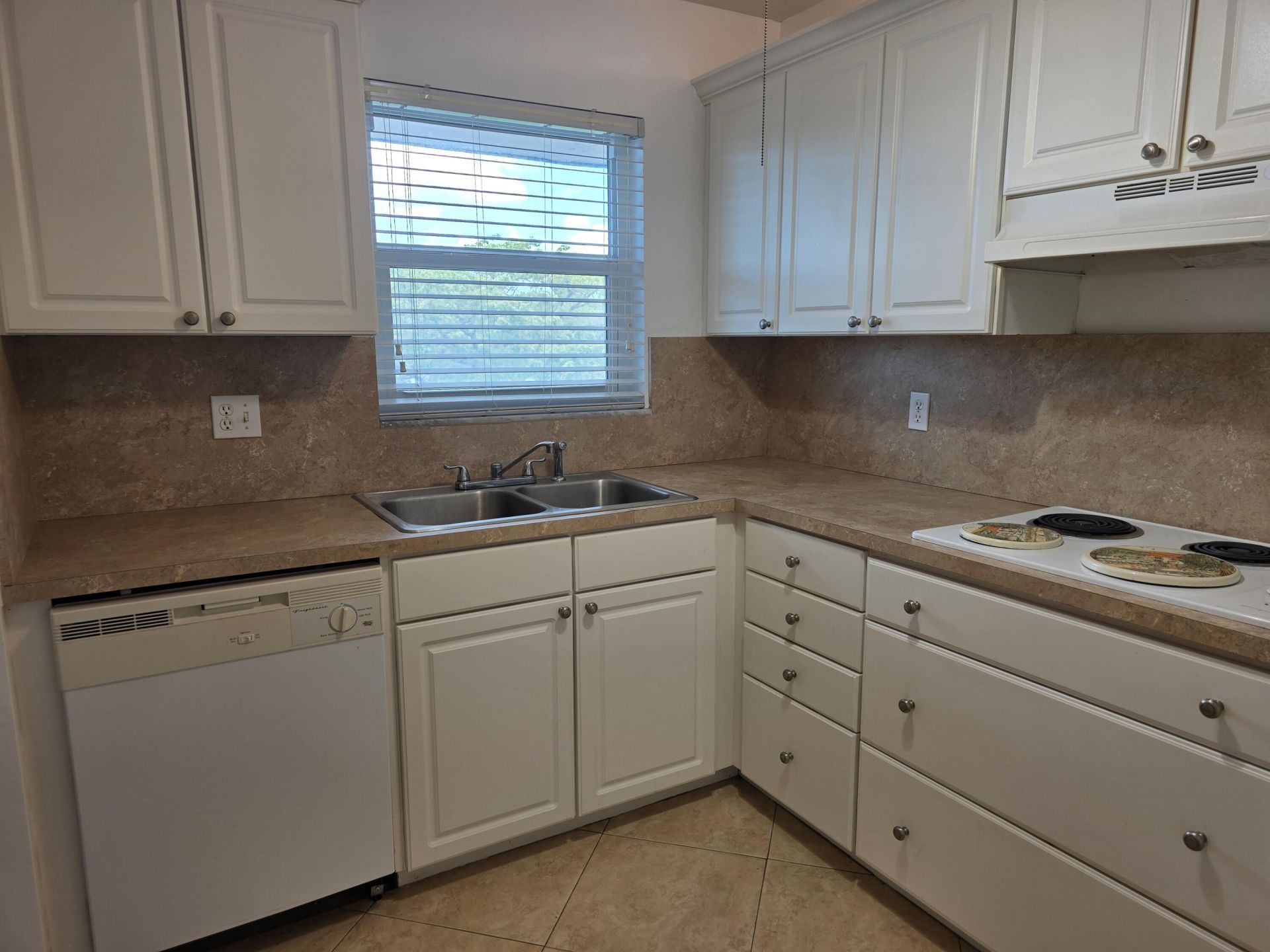 6600 Royal Palm Boulevard, Unit 304B, Margate, FL 33063 Photo