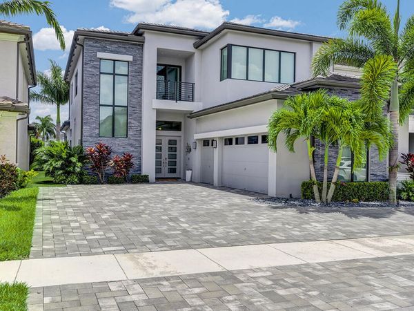 9046 CHAUVET Way, Boca Raton, FL 33496