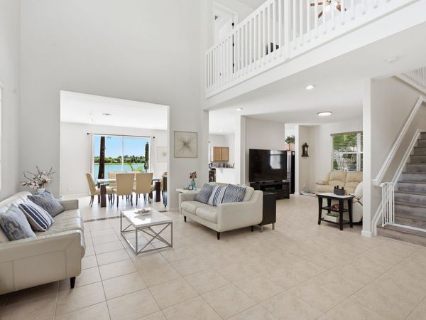 991 NW Leonardo Circle, Port St. Lucie, FL 34986