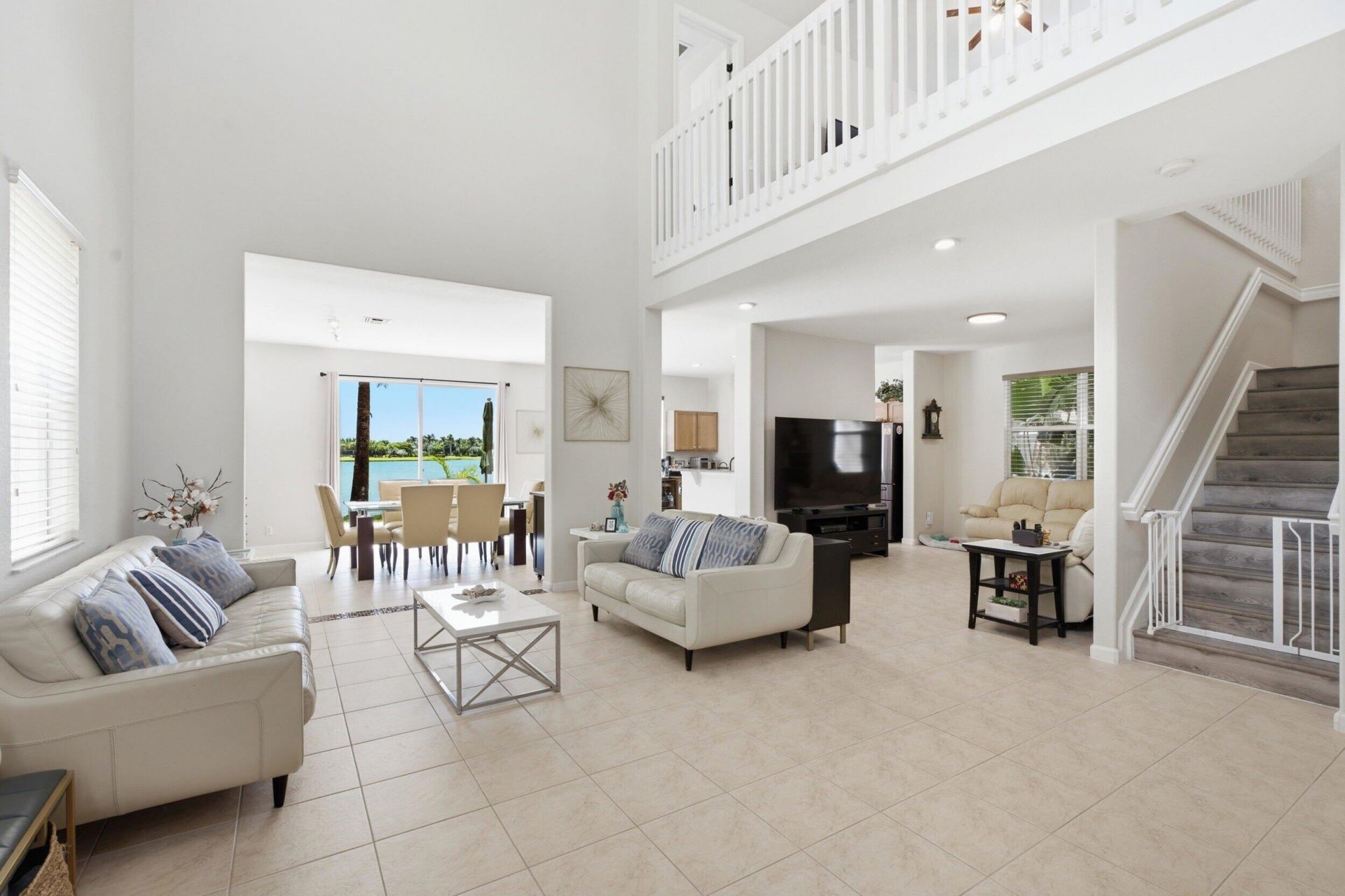991 NW Leonardo Circle, Port Saint Lucie, FL 34986 Photo