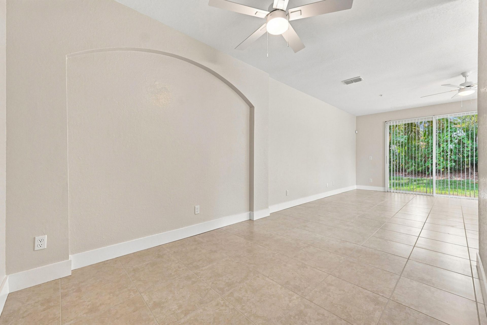 813 Pipers Cay Drive, West Palm Beach, FL 33415 Photo