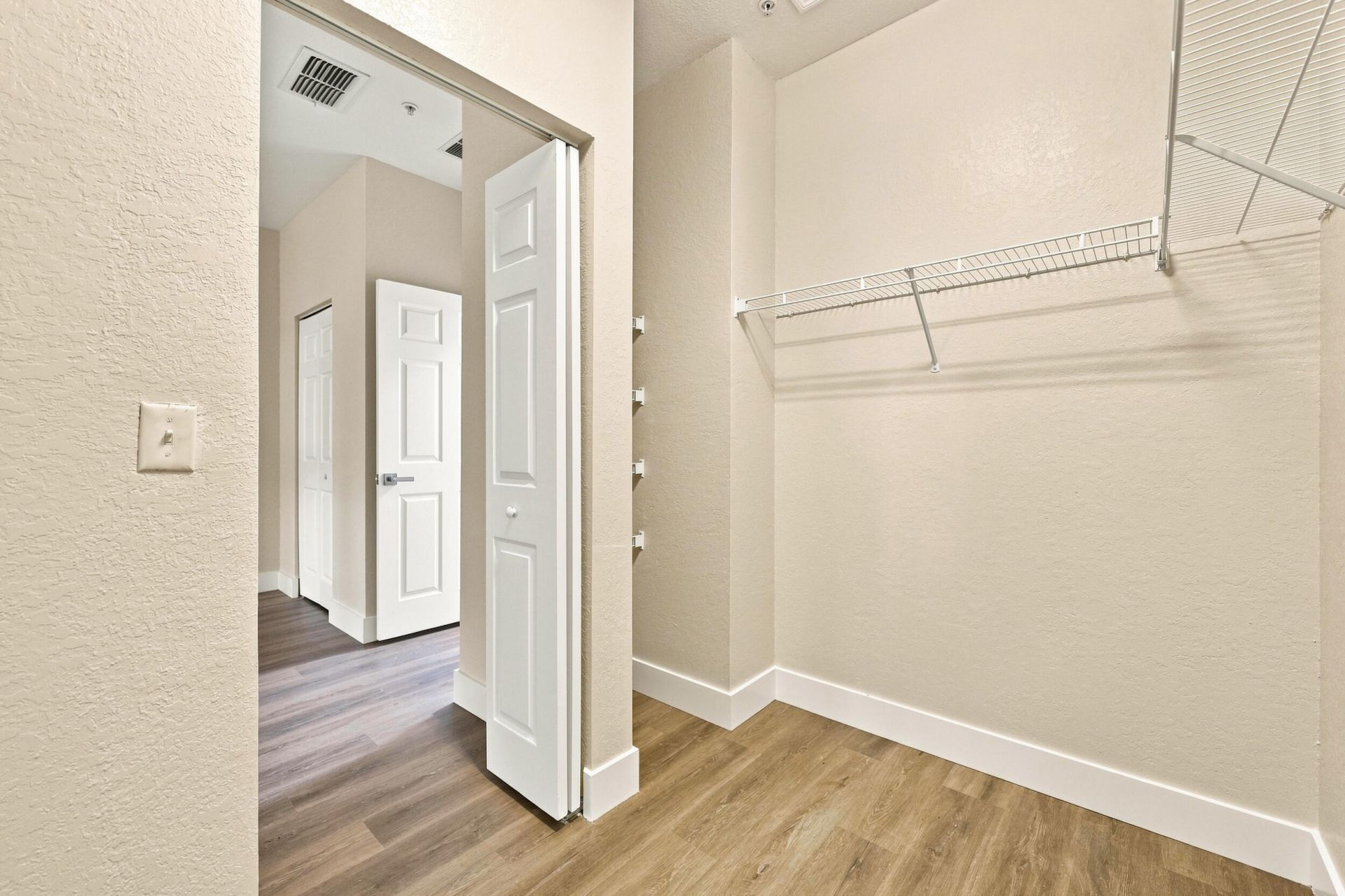813 Pipers Cay Drive, West Palm Beach, FL 33415 Photo
