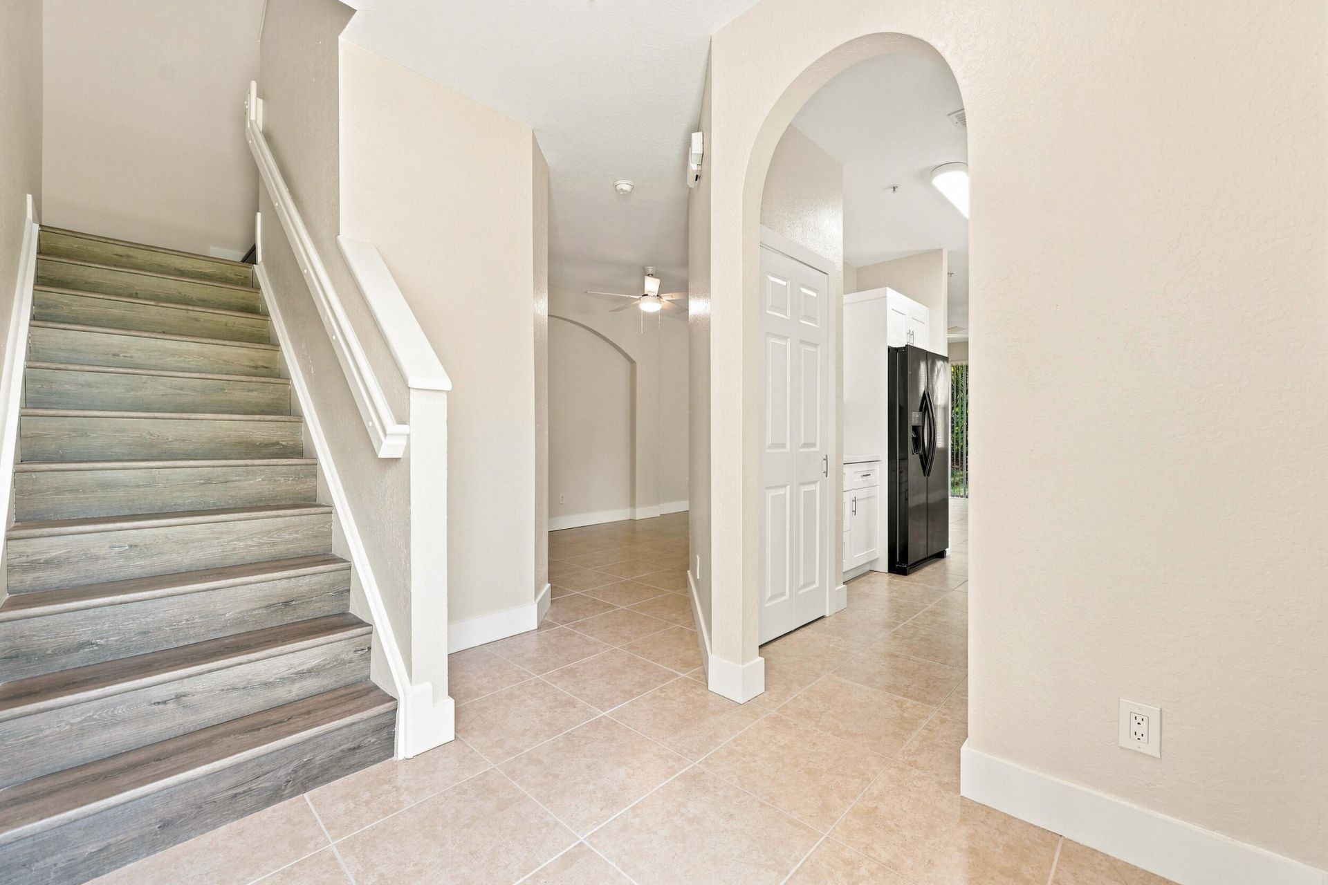 813 Pipers Cay Drive, West Palm Beach, FL 33415 Photo