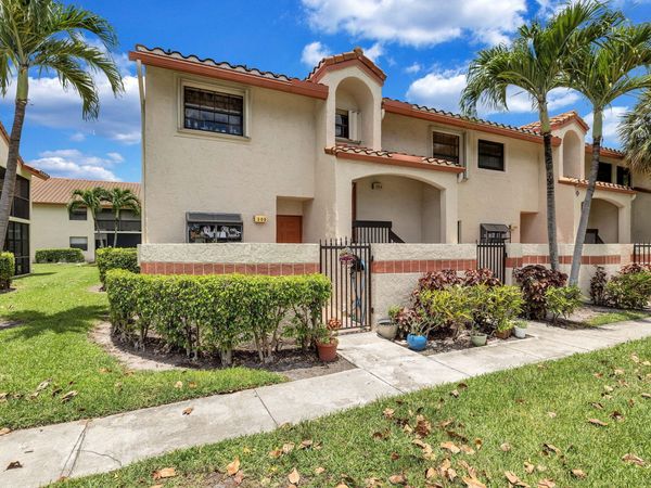 305 CONGRESSIONAL Way, Deerfield Beach, FL 33442