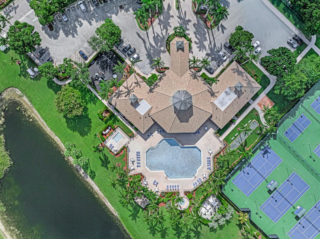 8429 Long Bay, West Palm Beach, FL 33411 Photo