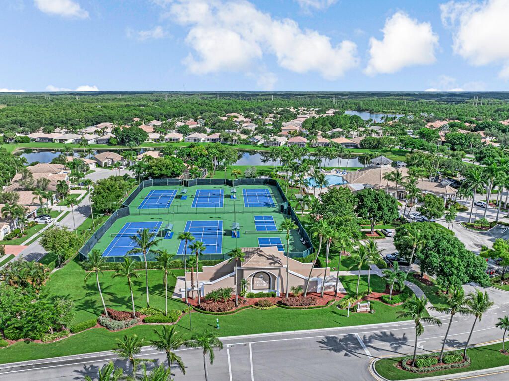 8429 Long Bay, West Palm Beach, FL 33411 Photo