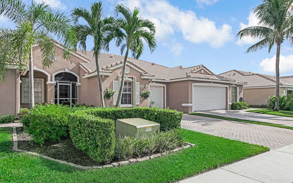 8429 Long Bay, West Palm Beach, FL 33411 Photo