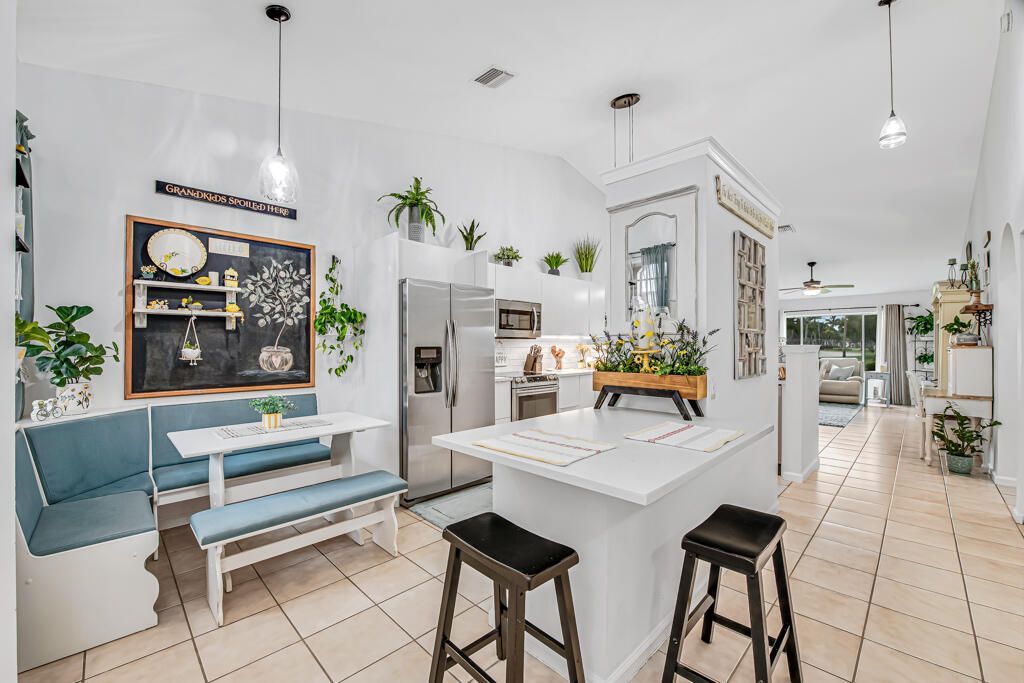 8429 Long Bay, West Palm Beach, FL 33411 Photo