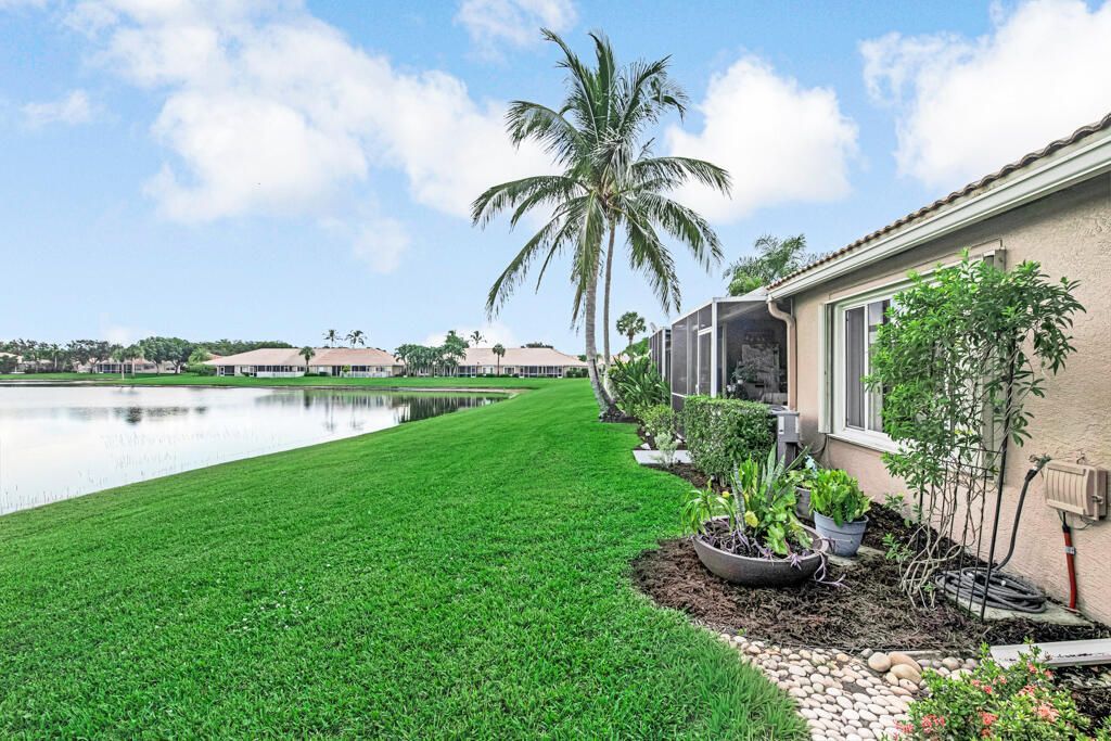 8429 Long Bay, West Palm Beach, FL 33411 Photo