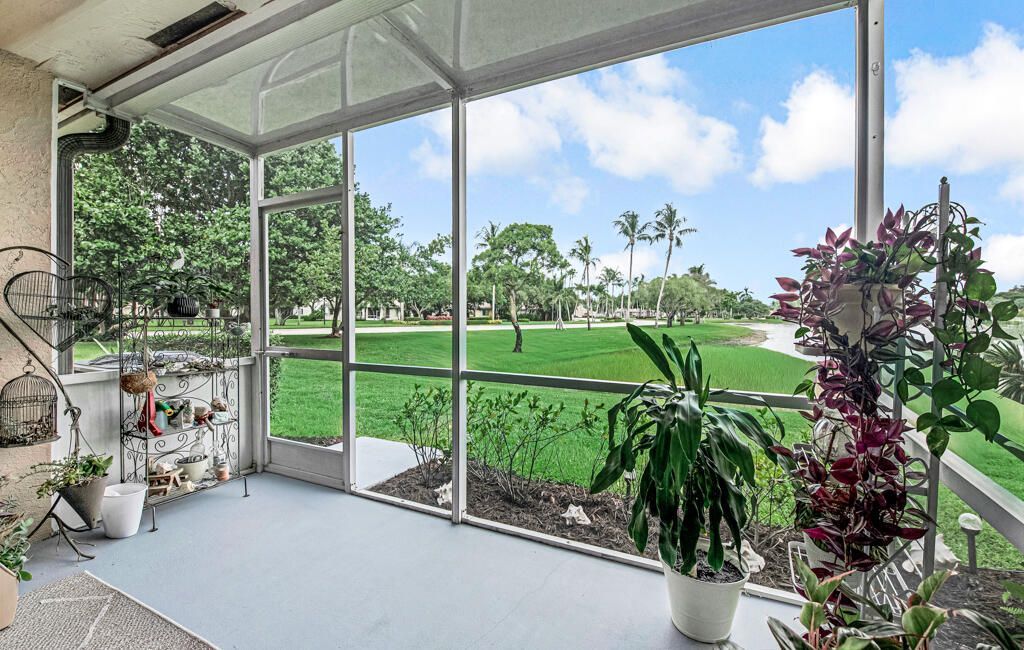 8429 Long Bay, West Palm Beach, FL 33411 Photo