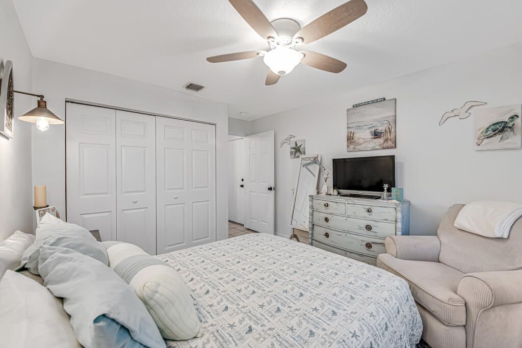 8429 Long Bay, West Palm Beach, FL 33411 Photo