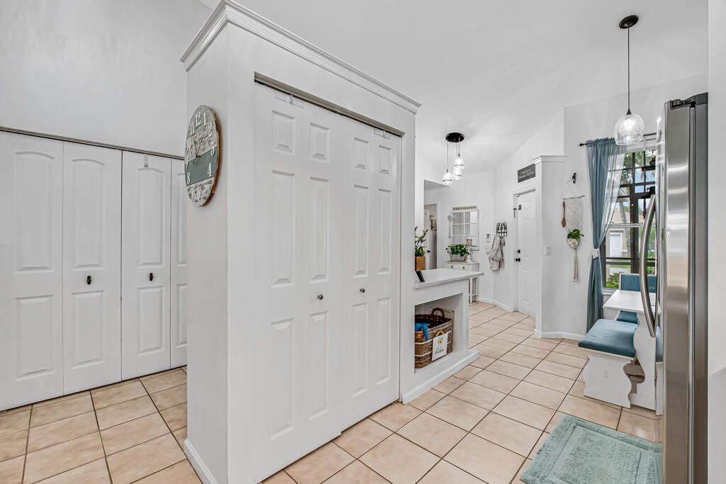 8429 Long Bay, West Palm Beach, FL 33411 Photo