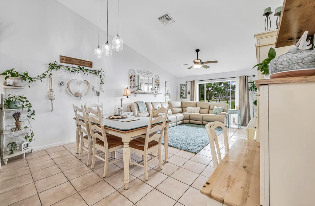 8429 Long Bay, West Palm Beach, FL 33411 Photo