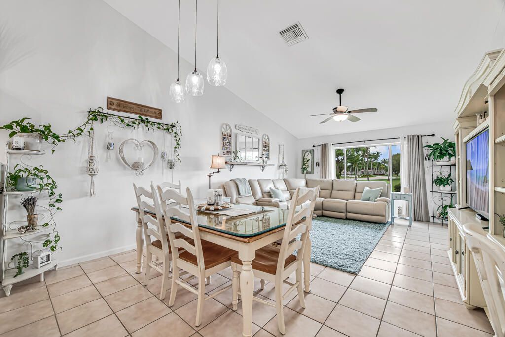 8429 Long Bay, West Palm Beach, FL 33411 Photo