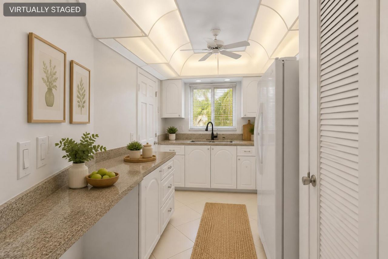 2 Garden Street, Unit 203M, Tequesta, FL 33469 Photo