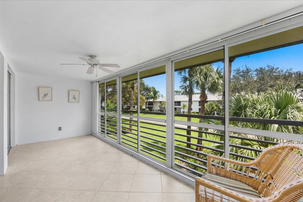 2 Garden Street, Unit 203M, Tequesta, FL 33469 Photo