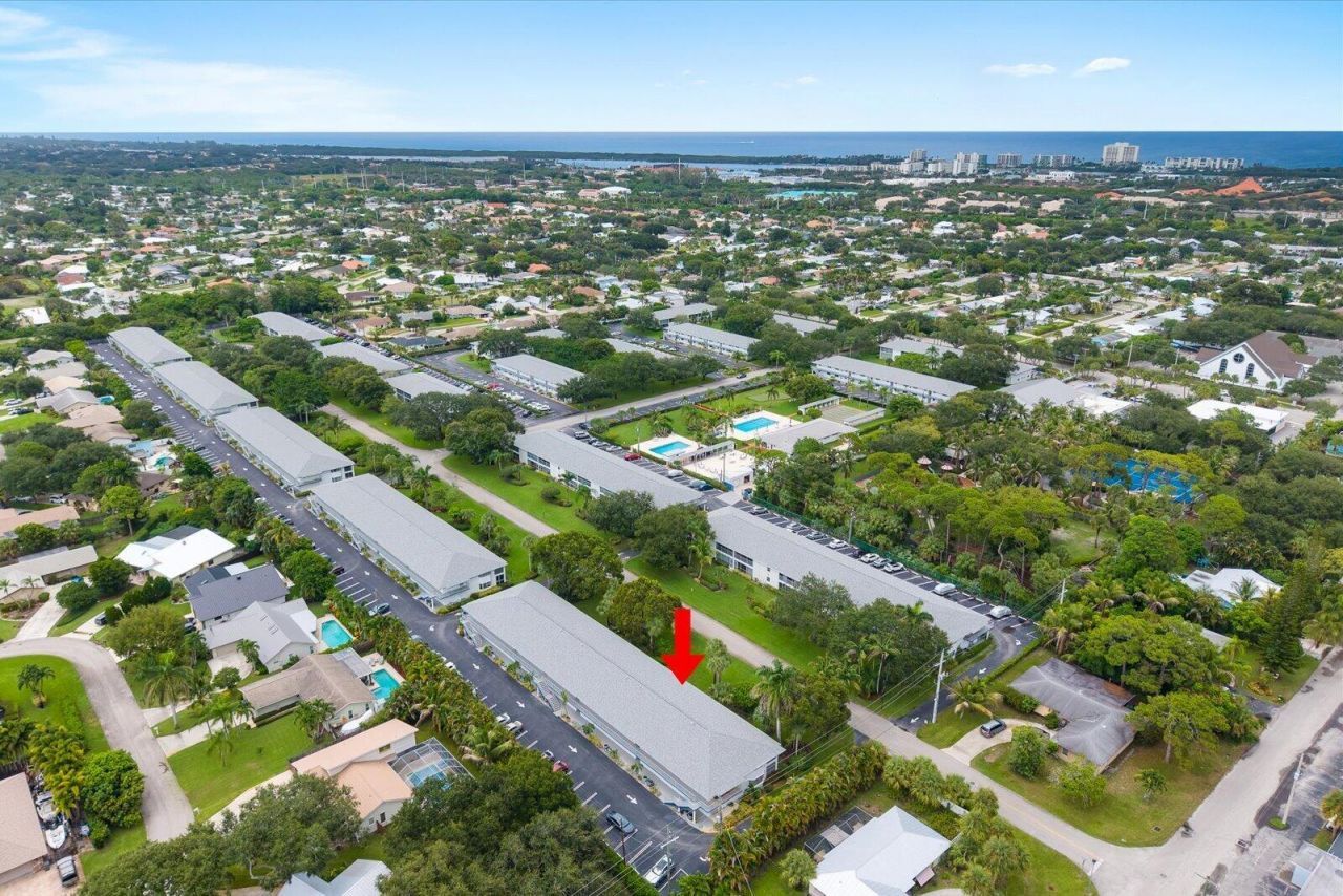 2 Garden Street, Unit 203M, Tequesta, FL 33469 Photo