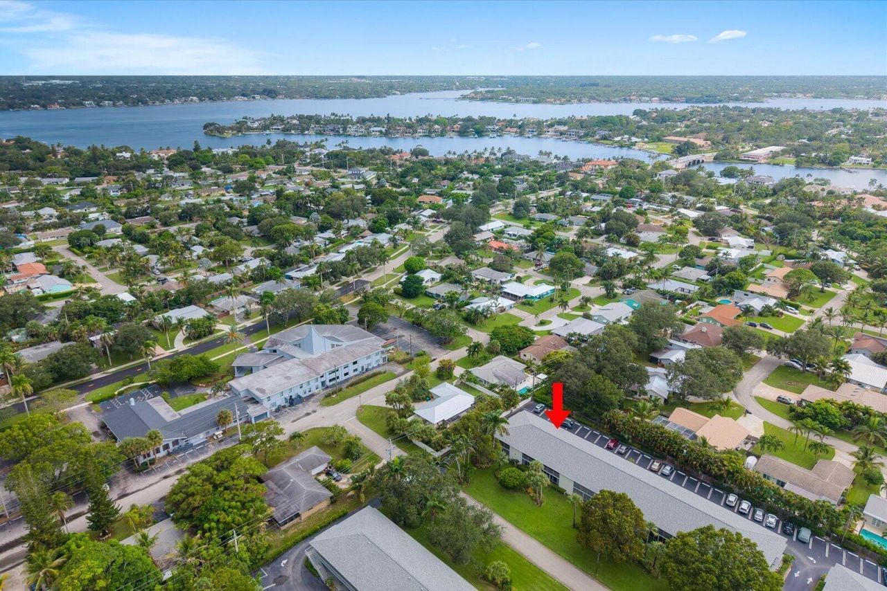 2 Garden Street, Unit 203M, Tequesta, FL 33469 Photo