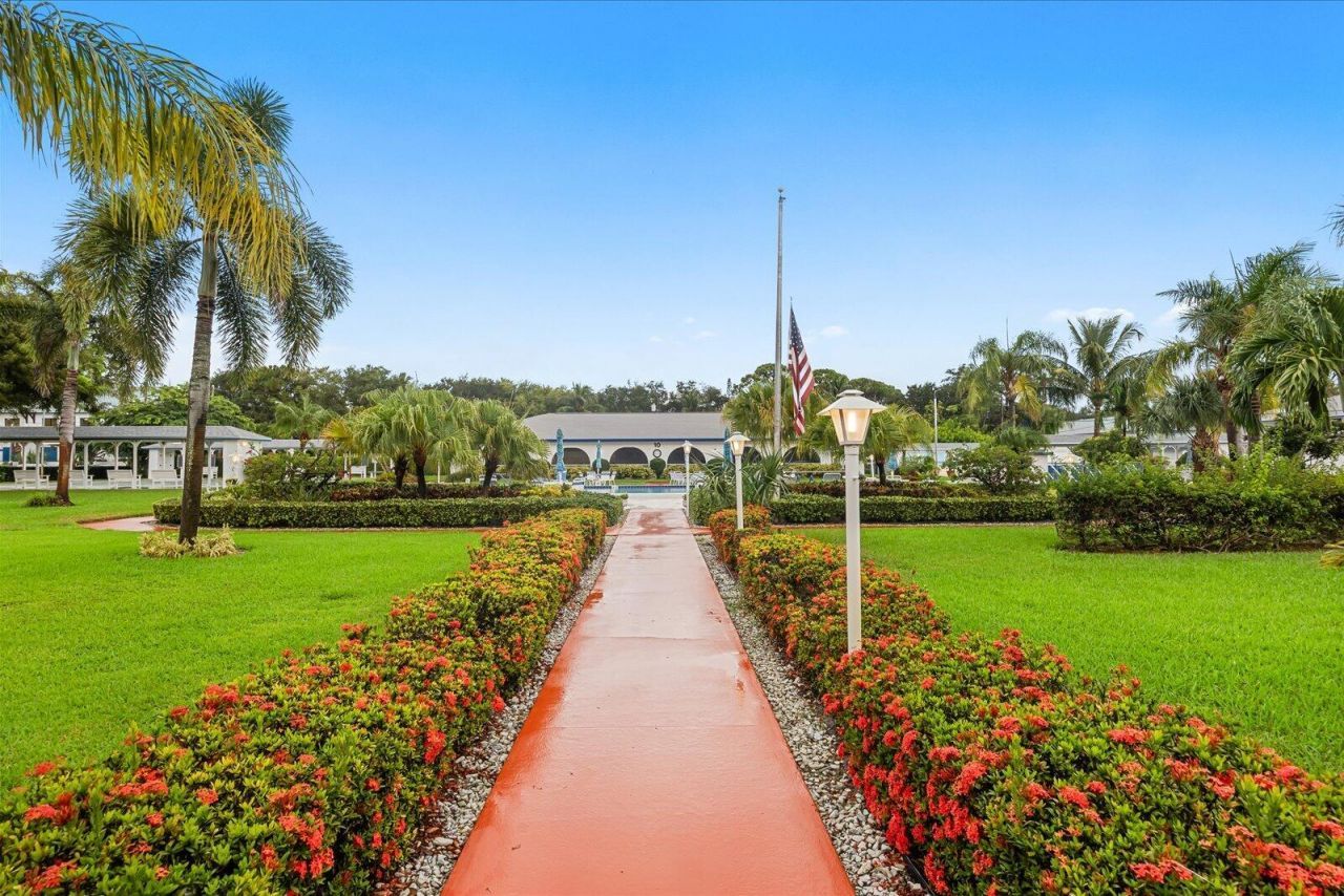 2 Garden Street, Unit 203M, Tequesta, FL 33469 Photo