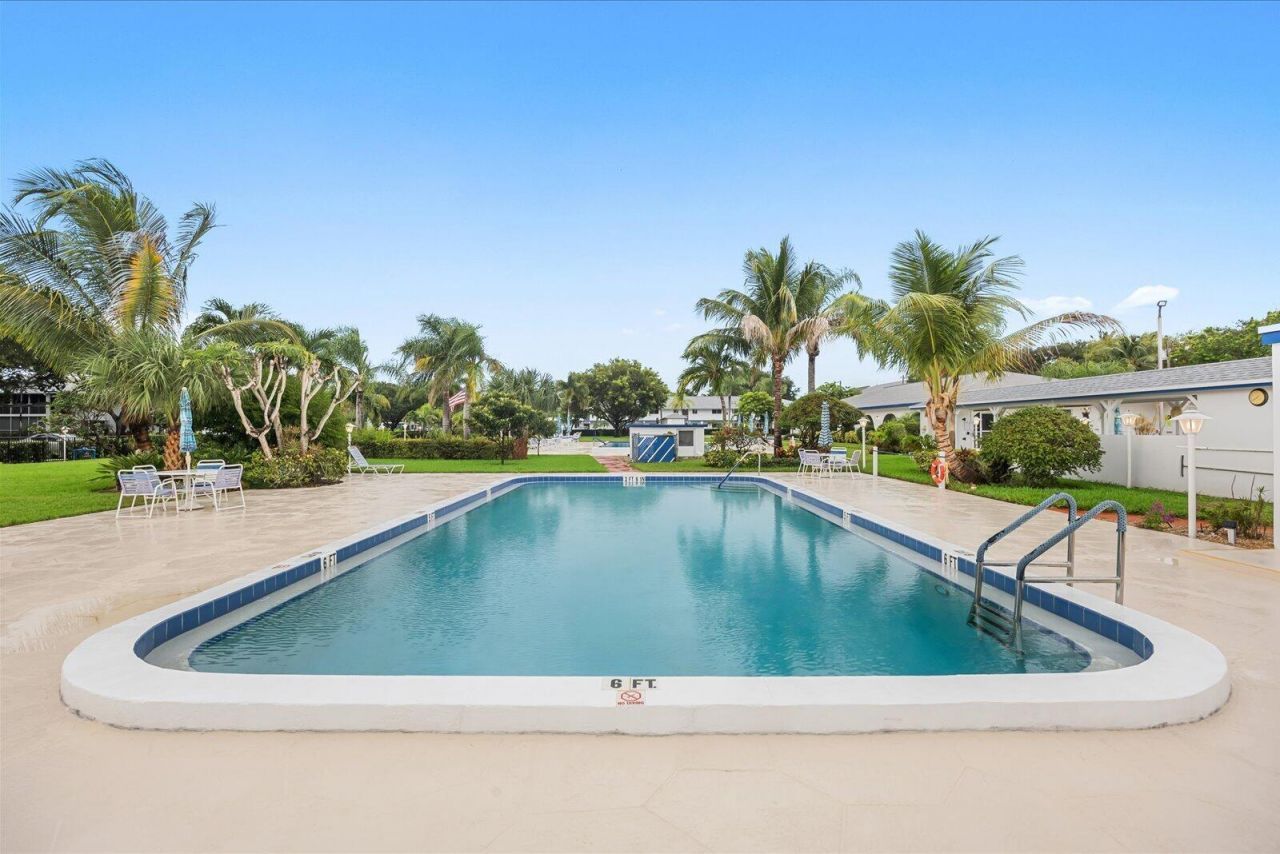 2 Garden Street, Unit 203M, Tequesta, FL 33469 Photo