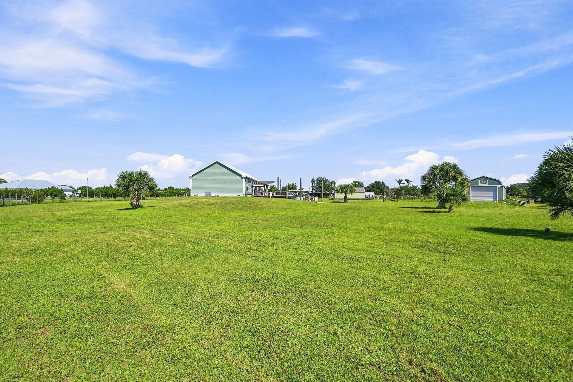 4944 NE 115th Place, Okeechobee, FL 34972 Photo