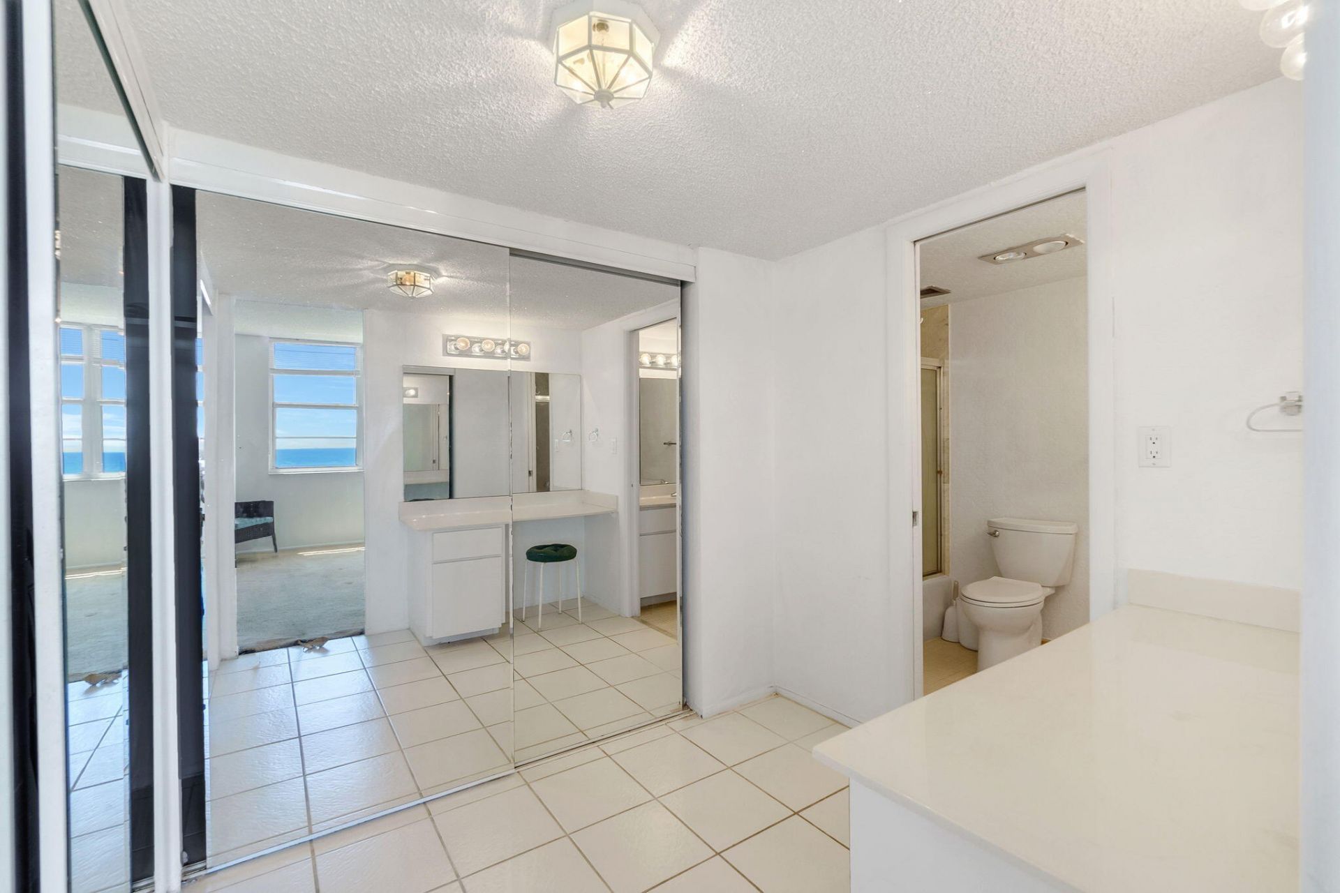 750 N Ocean Boulevard, Unit 1502, Pompano Beach, FL 33062 Photo