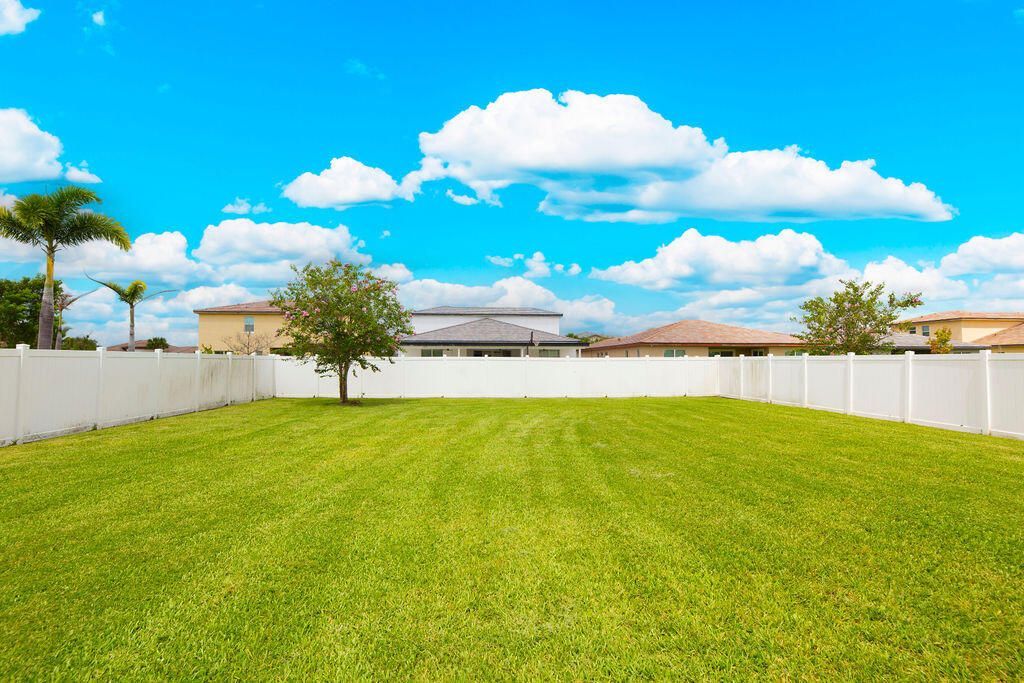7691 NW Greenspring Street, Port Saint Lucie, FL 34987 Photo