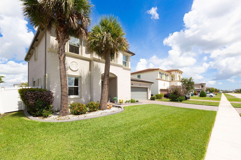 7691 NW Greenspring Street, Port Saint Lucie, FL 34987 Photo