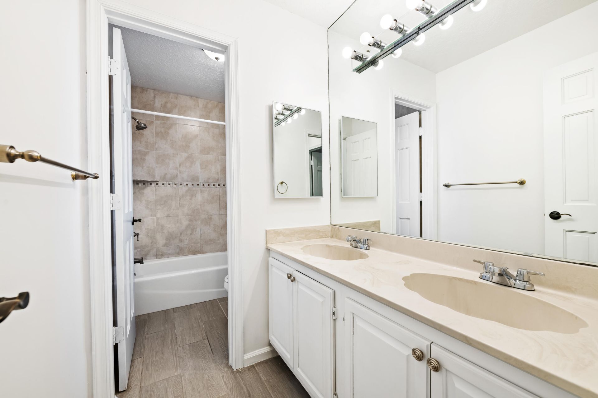 14358 Blackberry Drive, Wellington, FL 33414 Photo