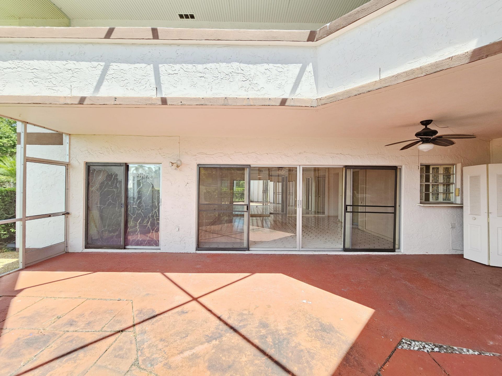 6 Greenway Village N, Unit 105, Royal Palm Beach, FL 33411 Photo
