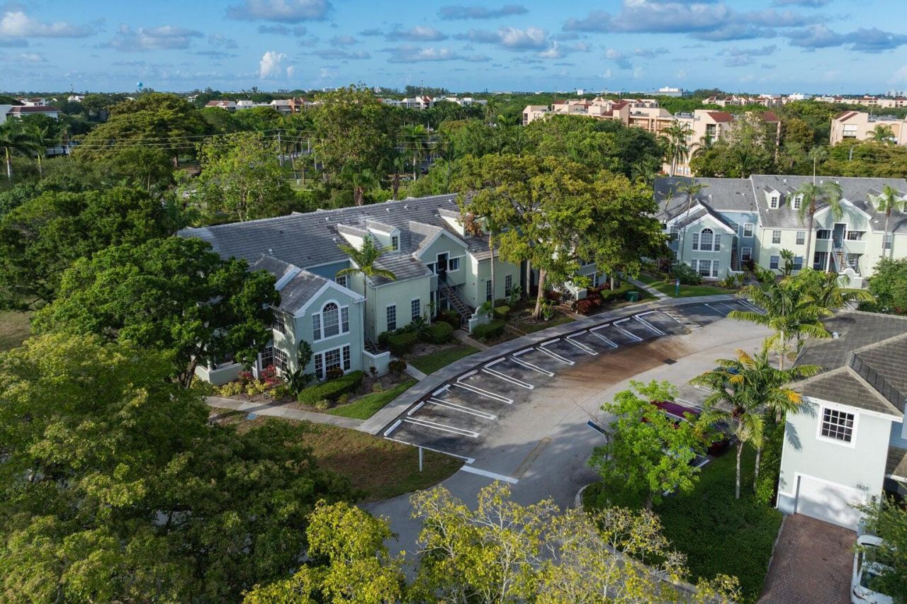 1205 Crystal Way, Unit A, Delray Beach, FL 33444 Photo