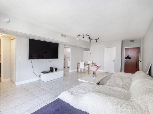 3801 S OCEAN Drive, Unit 10S, Hollywood, FL 33019