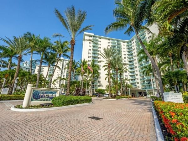 3801 S OCEAN Drive, Unit 10S, Hollywood, FL 33019