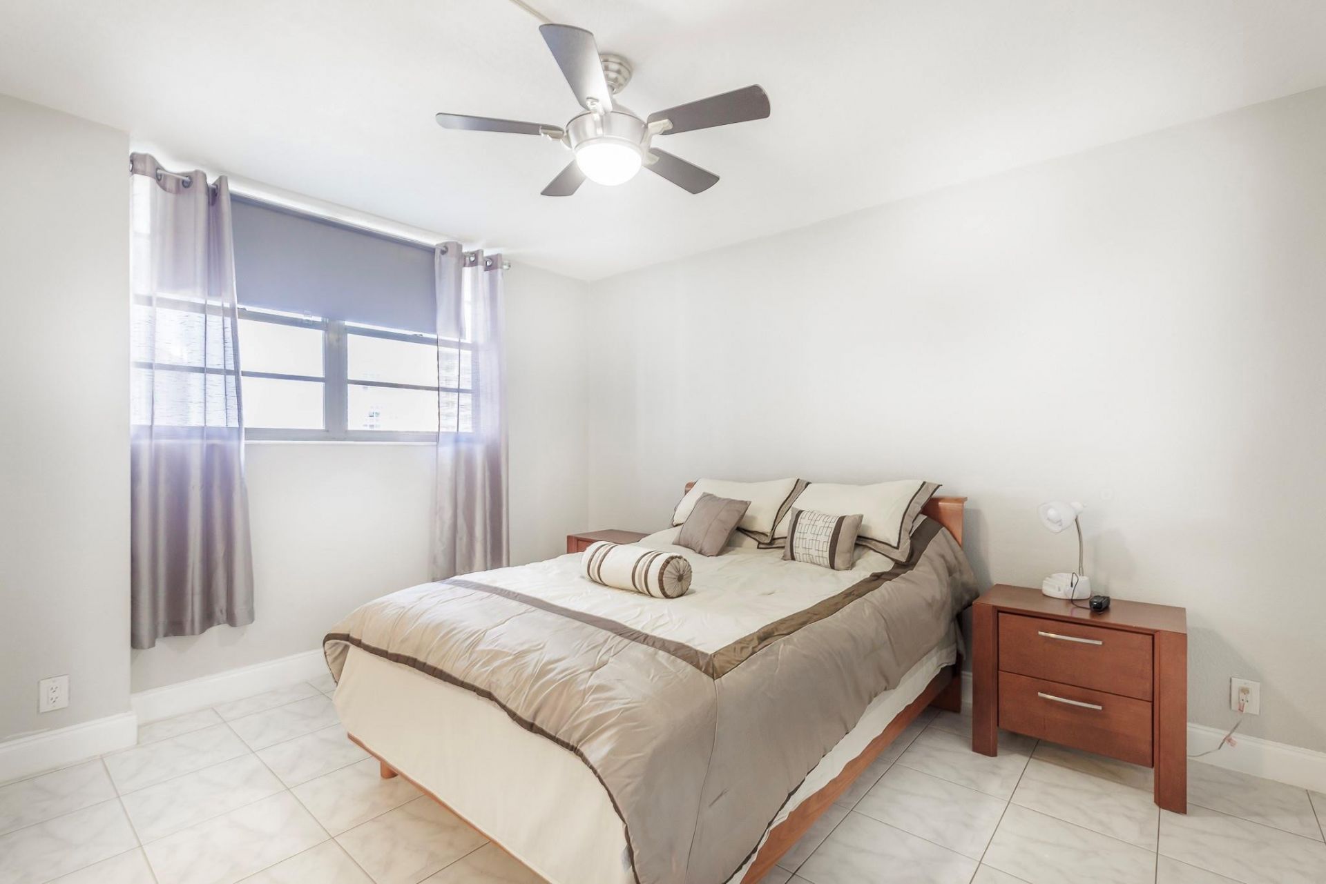 3801 S Ocean Drive, Unit 10S, Hollywood, FL 33019 Photo