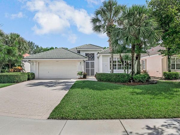 9152 Bay Harbour Circle, West Palm Beach, FL 33411