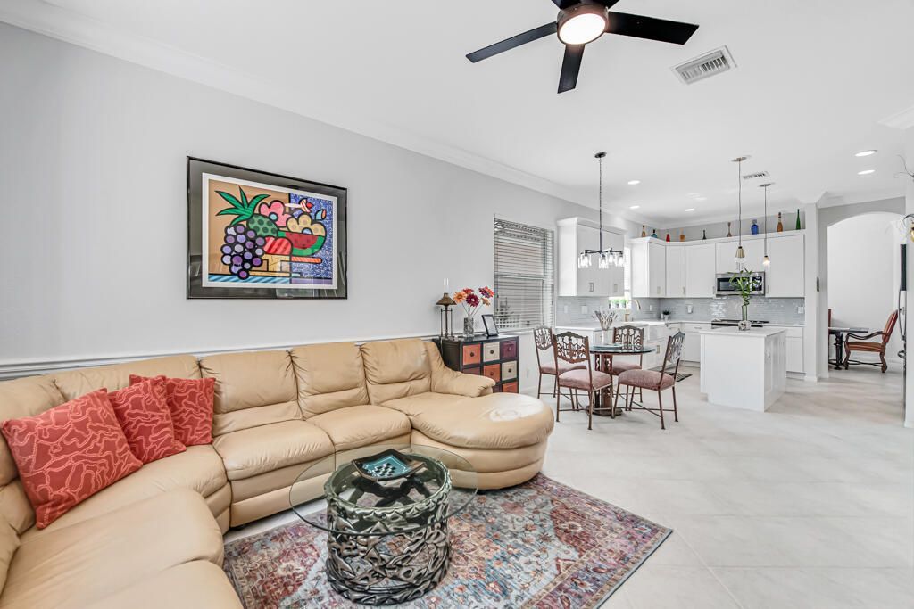 9152 Bay Harbour Circle, West Palm Beach, FL 33411 Photo