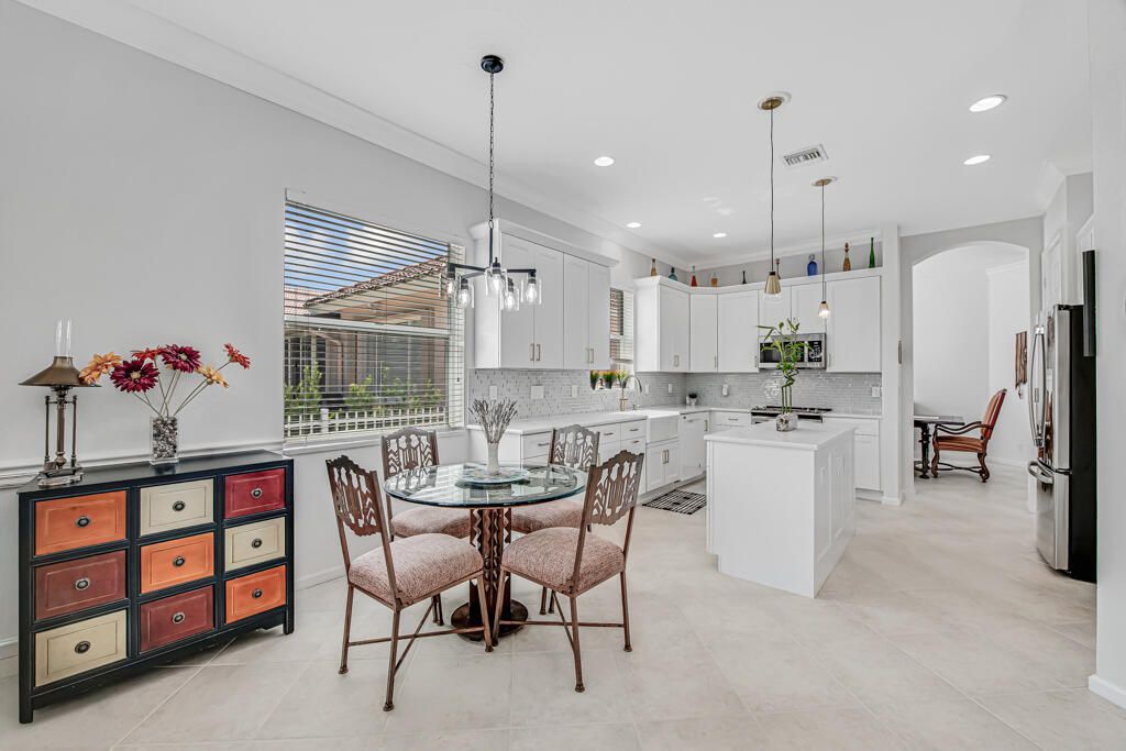 9152 Bay Harbour Circle, West Palm Beach, FL 33411 Photo