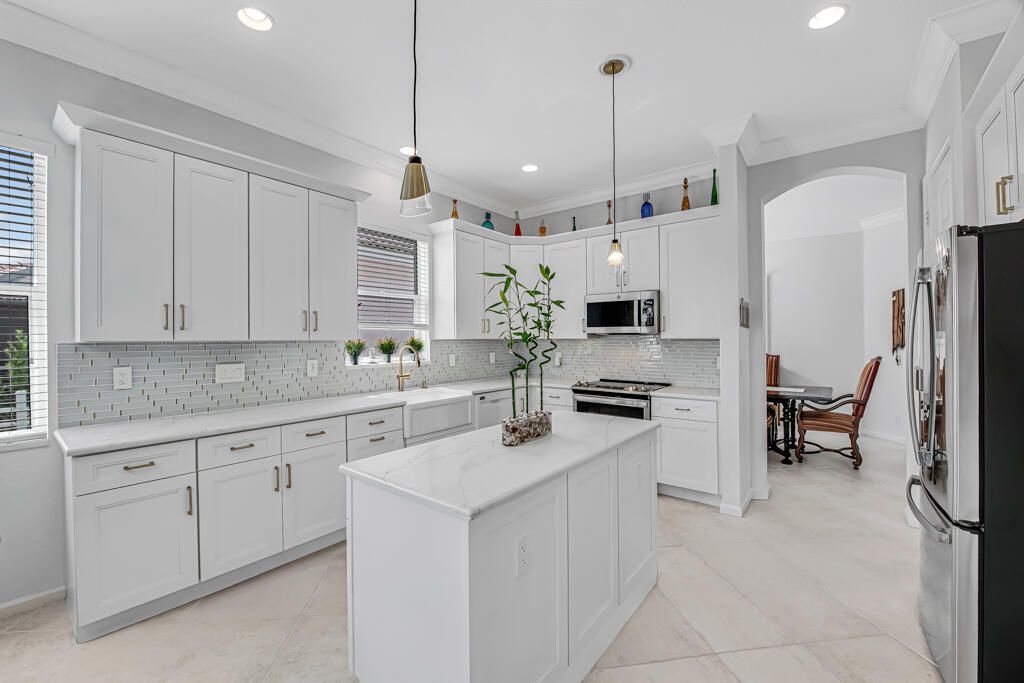 9152 Bay Harbour Circle, West Palm Beach, FL 33411 Photo