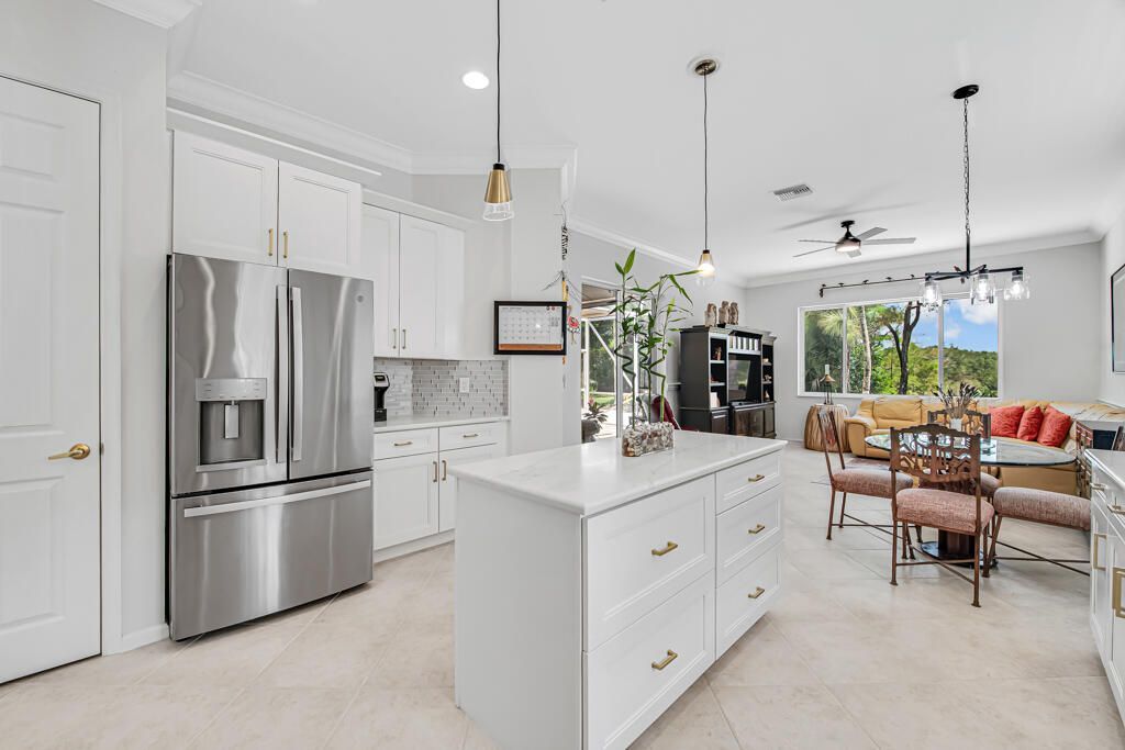 9152 Bay Harbour Circle, West Palm Beach, FL 33411 Photo