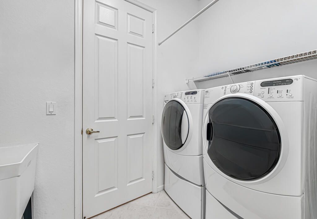 9152 Bay Harbour Circle, West Palm Beach, FL 33411 Photo
