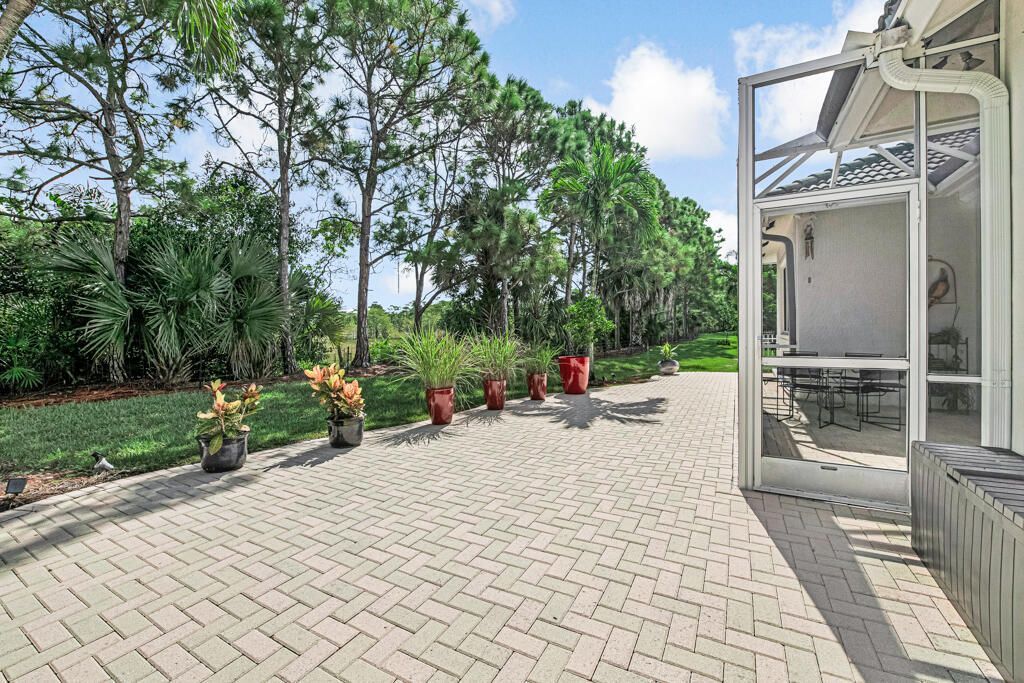 9152 Bay Harbour Circle, West Palm Beach, FL 33411 Photo