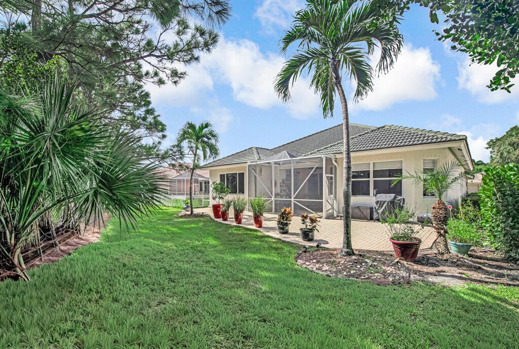 9152 Bay Harbour Circle, West Palm Beach, FL 33411 Photo